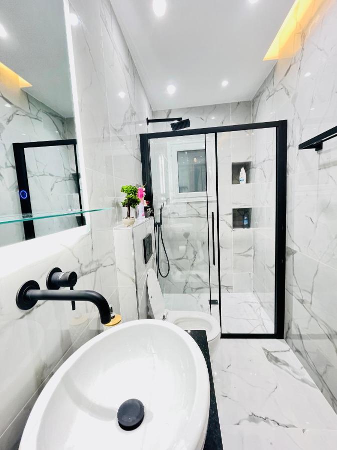 Apollo 2 Bd Jacuzzi Suite Atena Exterior foto